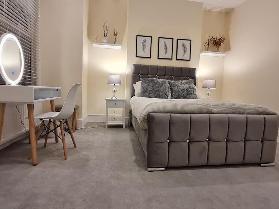 Double Room In Shared Flat London Exteriör bild