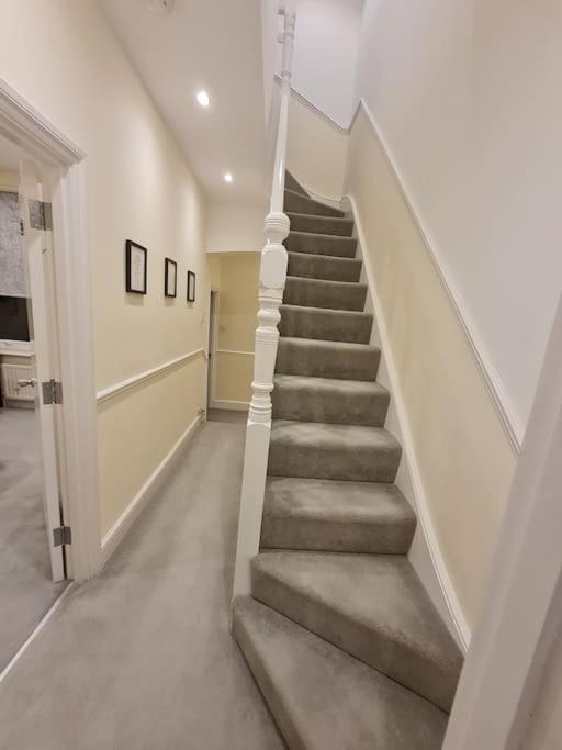 Double Room In Shared Flat London Exteriör bild